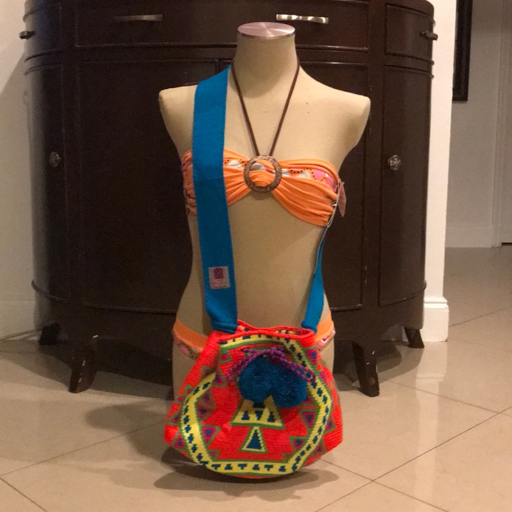 Handmade 100% cotton bag.